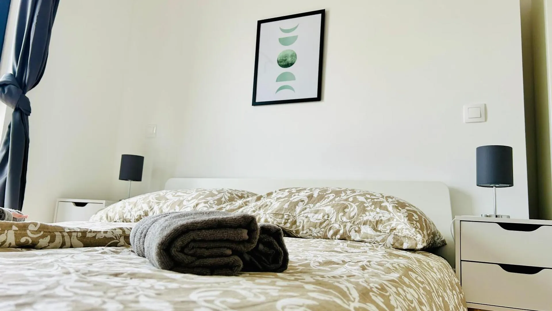 Modern Apartment With Balcony & Free Parking - Nearby Metro Вена